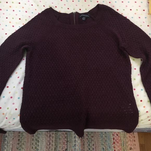Maroon Sweater - Picture 1 of 2